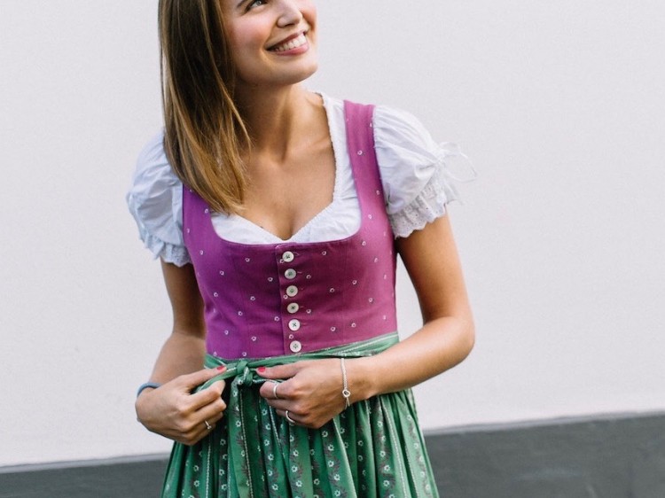 suelovesnyc Susan Fengler Oktoberfest Wiesn Dirndl