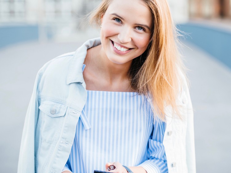 suelovesnyc Beauty-Produkte teilen