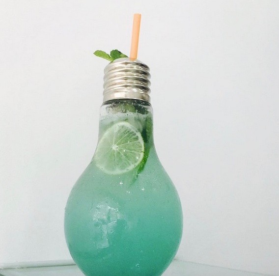 pizza cone lightbulb drink viiza sue_loves_nyc_new_york_lightbulb_drink_viiza_brooklyn_suelovesnyc_blog_instagram_pizza_cone