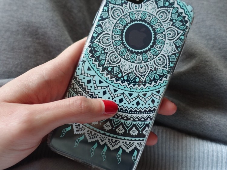 messaging suelovesnyc_iphone7_messaging_whatsapp_facebook_messenger_blog_hamburg_iphone7_case