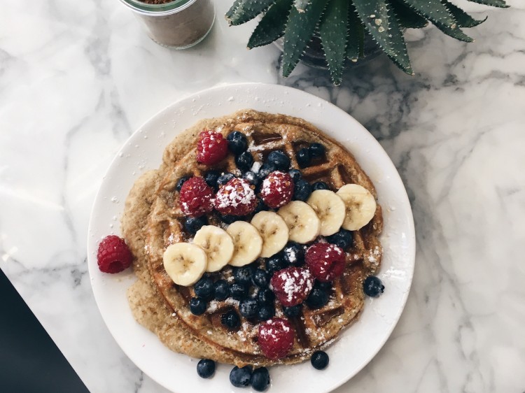 suelovesnyc_susan_fengler_glutenfrei_essen_berlin_superfoods_organic_liquids_glutenfreies_restaurant_cafe_berlin_glutenfreie_waffel glutenfrei essen berlin guide