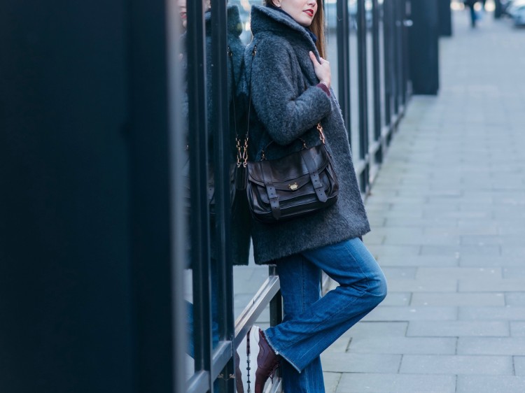 schlaghose und sneaker im winter kombinieren suelovesnyc_susan_fengler_hamburg_schlaghose_und_sneaker_im_winter_kombinieren_citizensofhumanity_Parker_jeans_nike