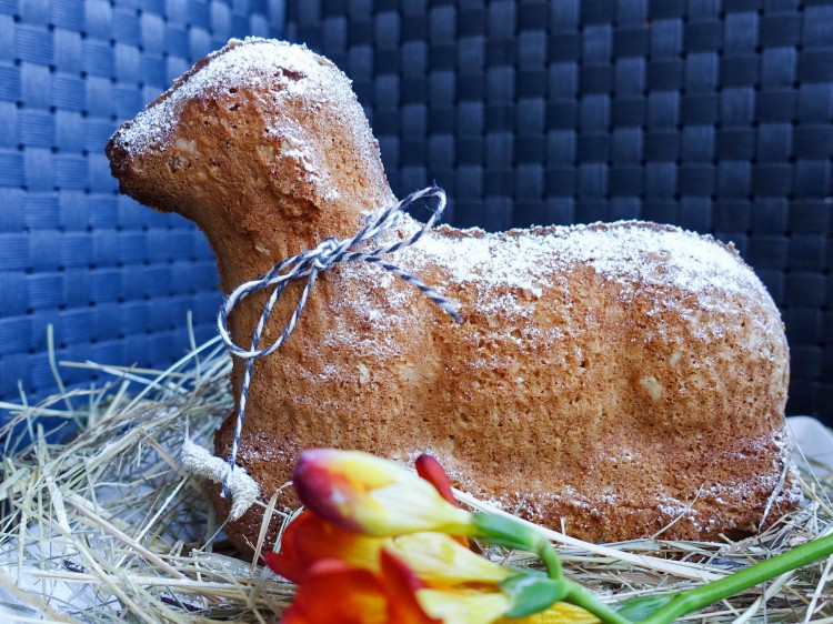 suelovesnyc_blog_susan_fengler_glutenfrei_glutenfreies_osterlamm_schaer osterlamm glutenfrei backen