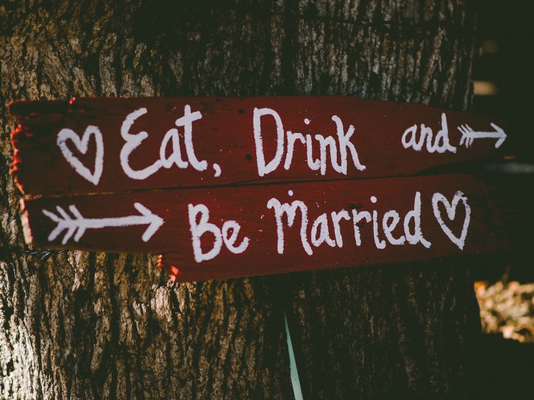 tipps für die hochzeitsplanung tipps_hochzeitsplanung_suelovesnyc_Susan_fengler_hochzeit_schild_wedding_sign