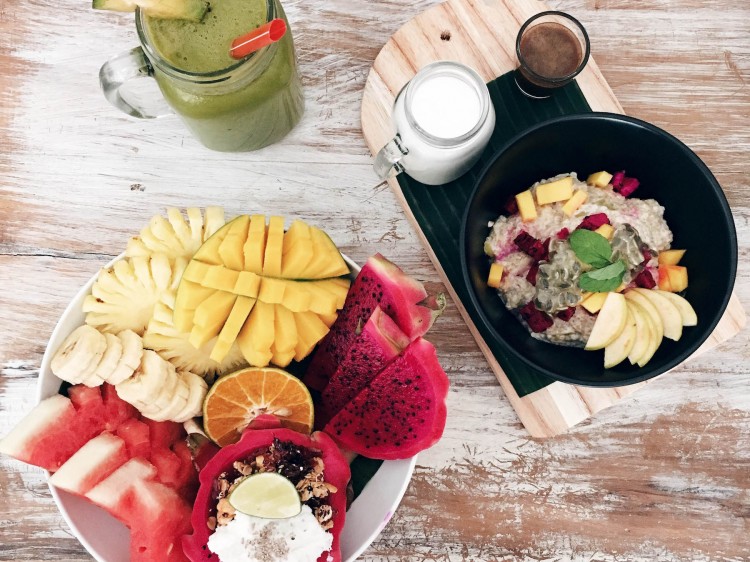 healthy eating wedding-challenge Bali breakfast suelovesnyc_susan_fengler_healthy_eating_wedding_challenge_breakfast_bali