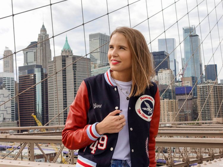 Herbst in New York Gant Letterman suelovesnyc_herbst_in_new_york_gant_letterman_jacket_brooklyn_bridge