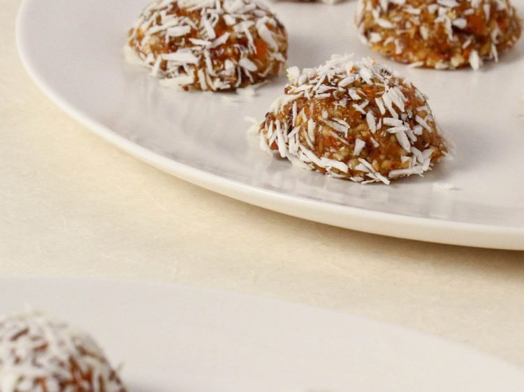 Karottenkuchen glutenfrei suelovesnyc_karottenkuchen_glutenfrei_gesund_karottenkuchen_ballchen