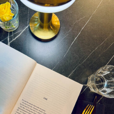 suefengler_sue_fengler_susan_Fengler_life_At_30_kolumne_allein_bless_Restaurant