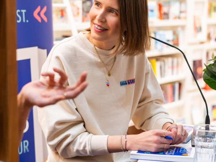 sue_Fengler_Less_stress_in_your_30s_buch_event_3